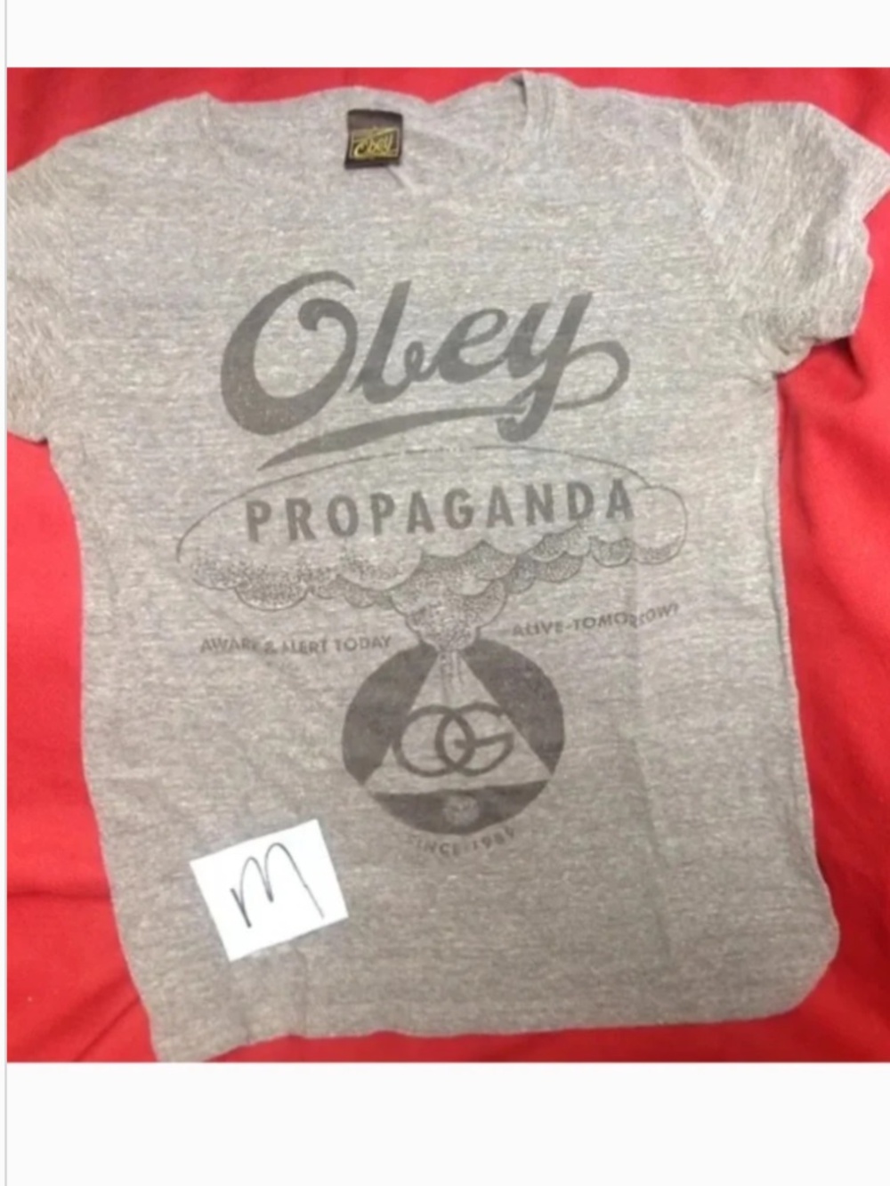 Obey tshirt